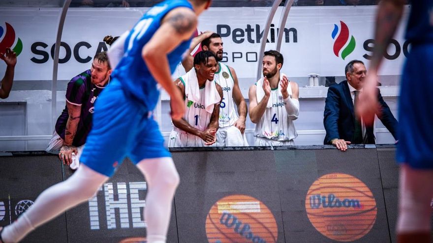 El Unicaja se quita todas las penas con una paliza histórica en Turquía (56-108)