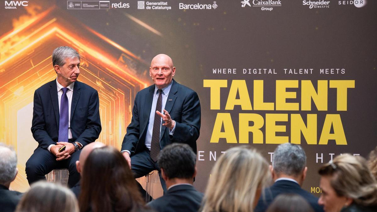 Francesc Fajula, director ejecutivo de Mobile World Capital Barcelona, y John Hoffman, de GSMA, presentan el Talent Arena 2026.