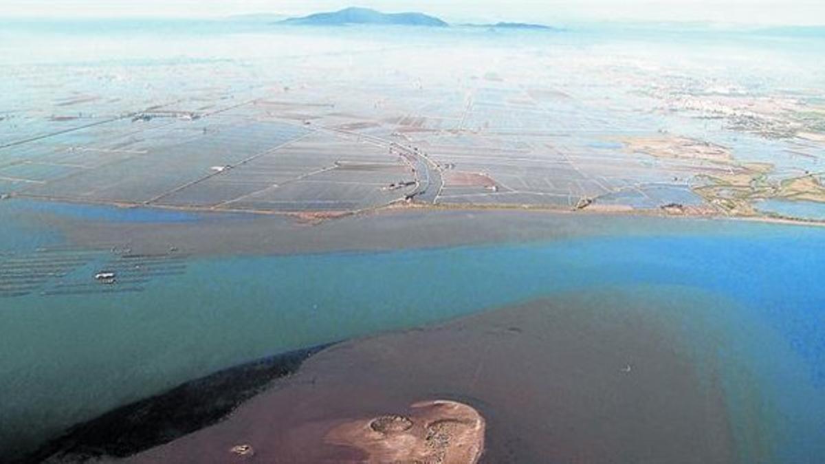 La punta del Fangar, en el delta del Ebro, vista desde el aire.