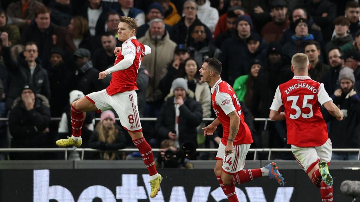 Odegaard celebra su gol ante el Tottenham