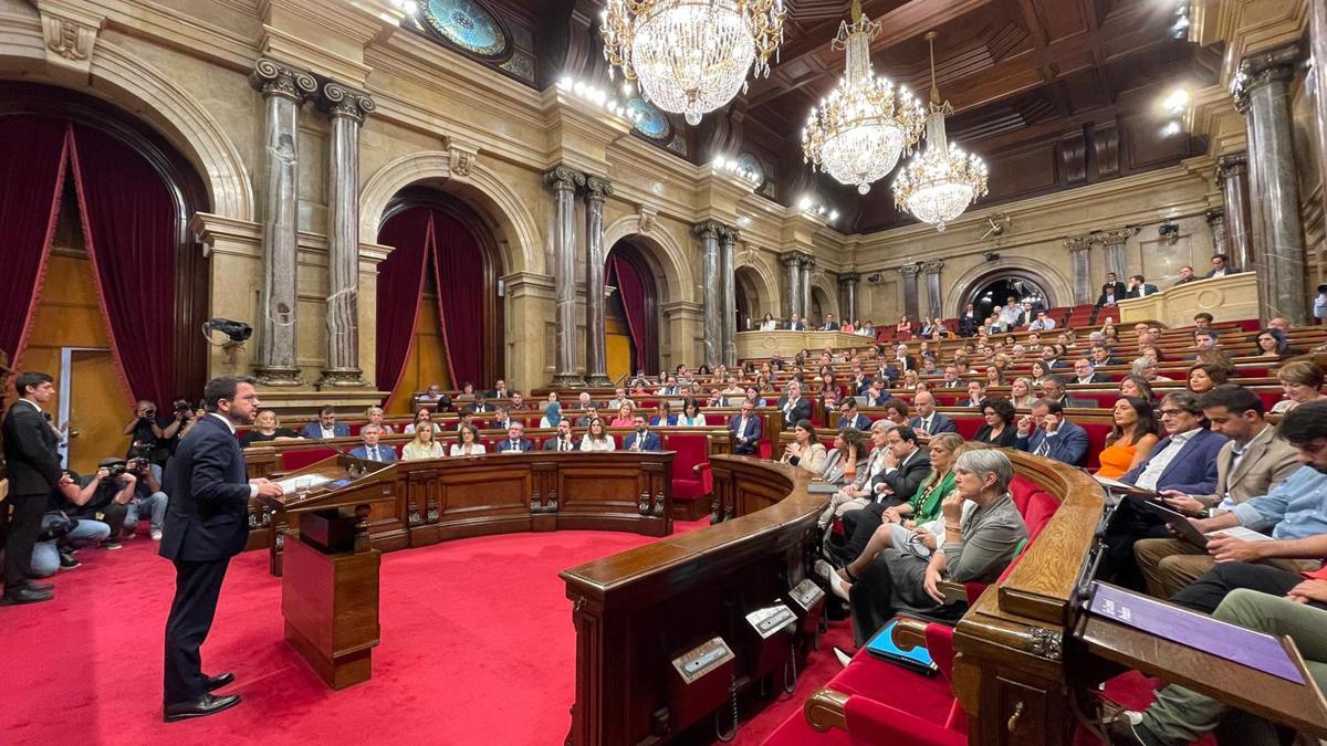 Imagen de los primeros minutos del debate sobre política general en el Parlament.