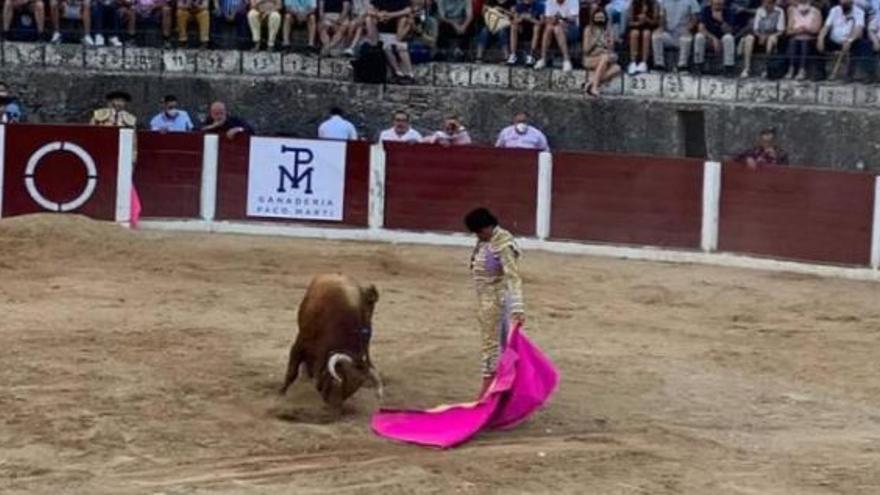 Un momento del festejo taurino celebrado el pasado sábado en Bocairent. | LEVANTE-EMV