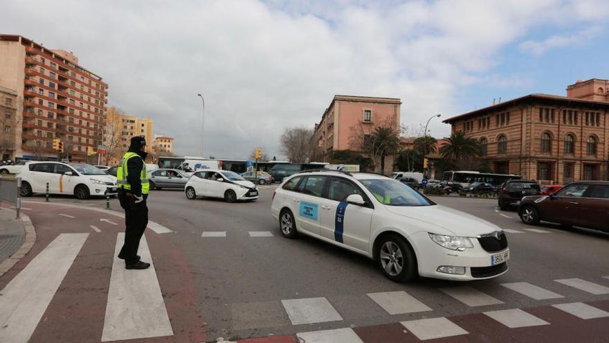 Confluencia de las dos manifestaciones de taxistas