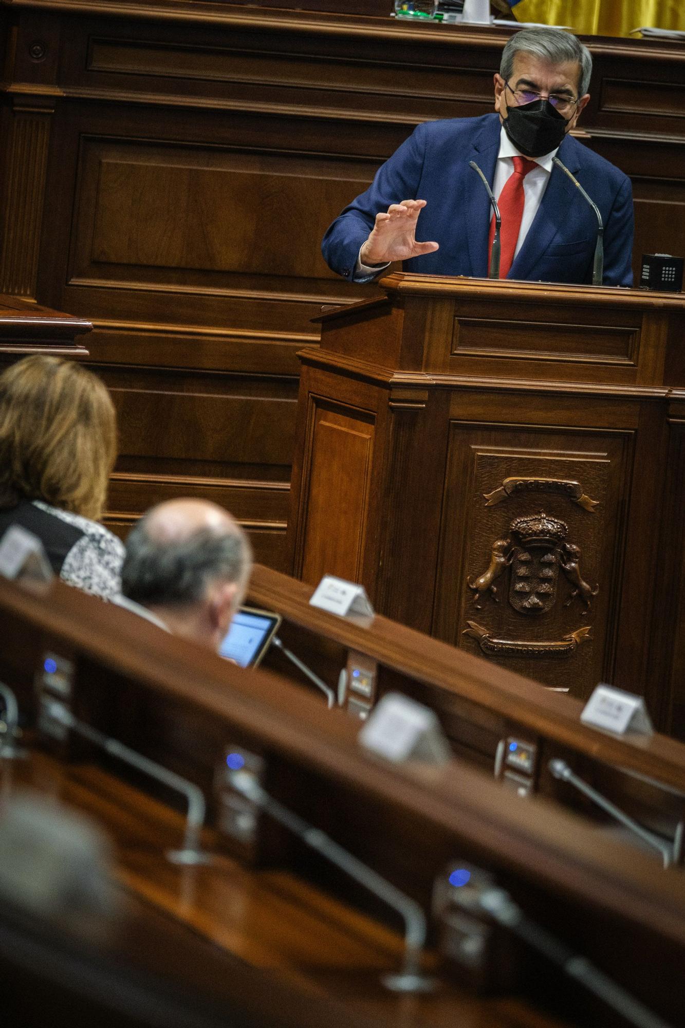 Pleno del Parlamento de Canarias (27/12/2021)