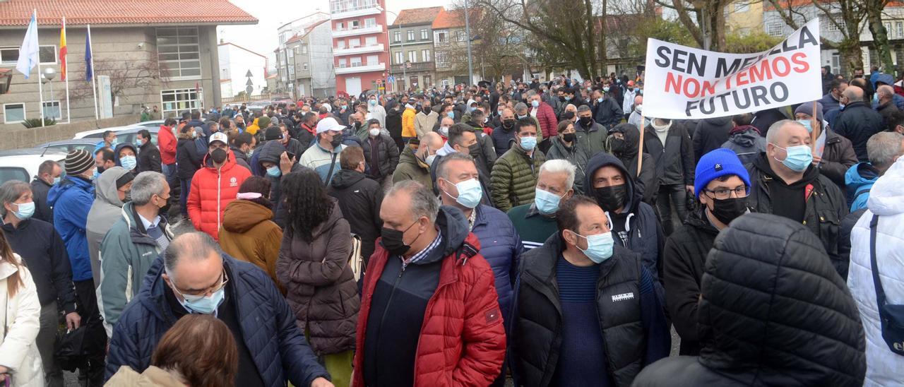 Una de las protestas de los bateeiros por la &quot;guerra de la mejilla&quot;.