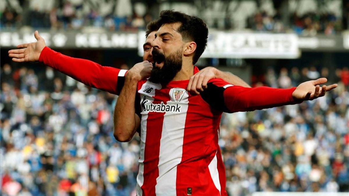 Asier Villalibre celebra su gol ante el Espanyol