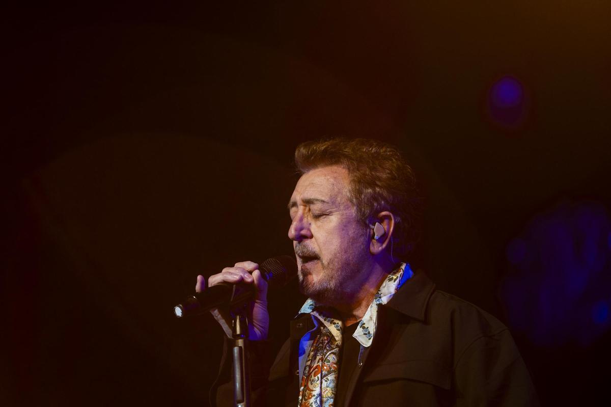 Fotogalería: Apoteosis de Manolo García en Cáceres