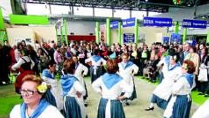 Unos 600 mayores celebrarán hoy su día en San Francisco