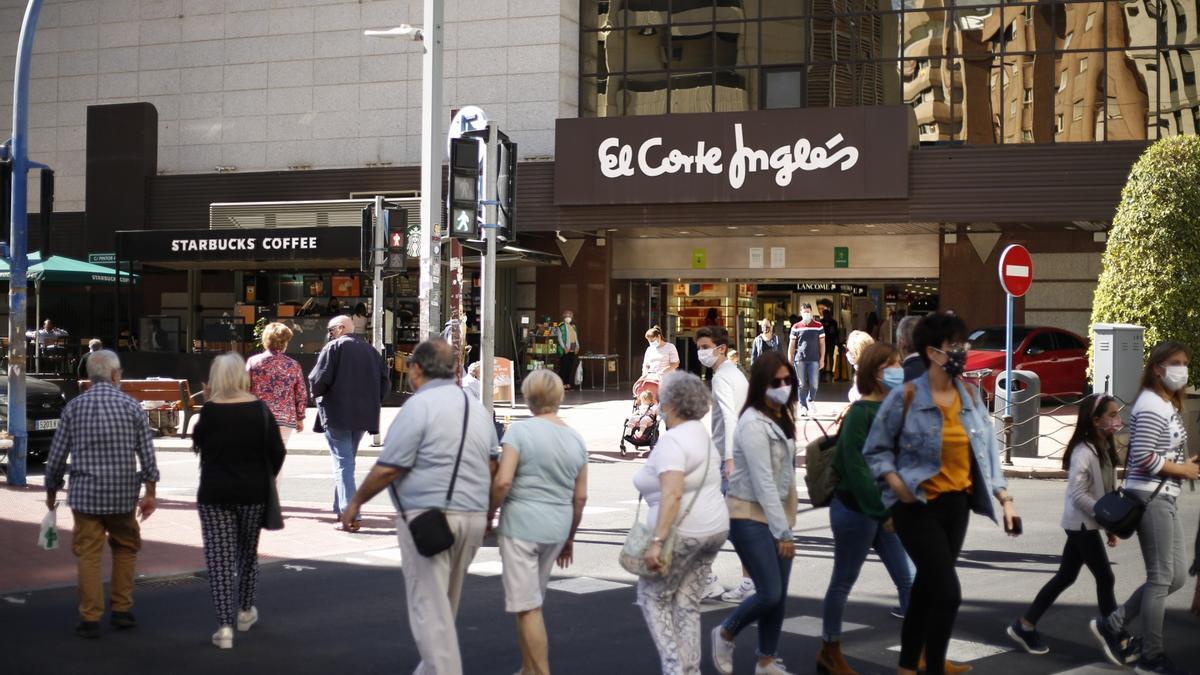 Imagen de archivo de El Corte Inglés, que abrirá de nuevo los domingos a partir del próximo