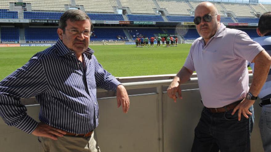 Santiago Llorente y Miguel Concepción coincidieron durante dos temporadas en el Tenerife, empezando por la del único ascenso del presidente a Primera.
