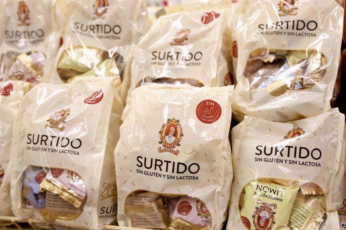 Surtido de productos navideños sin gluten ni lactosa.