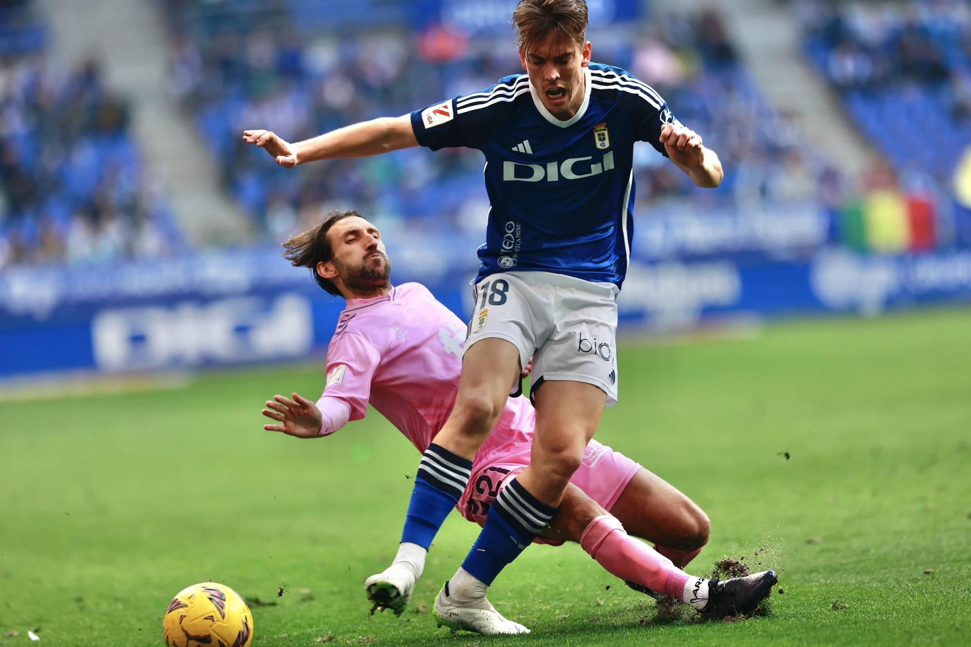 Así fue el partido entre el Real Oviedo y el Eldense