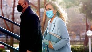 La expresidenta de la Comunidad de Madrid Cristina Cifuentes a su llegada a la Audiencia Provincial de Madrid donde finaliza el juicio Master como imputada.