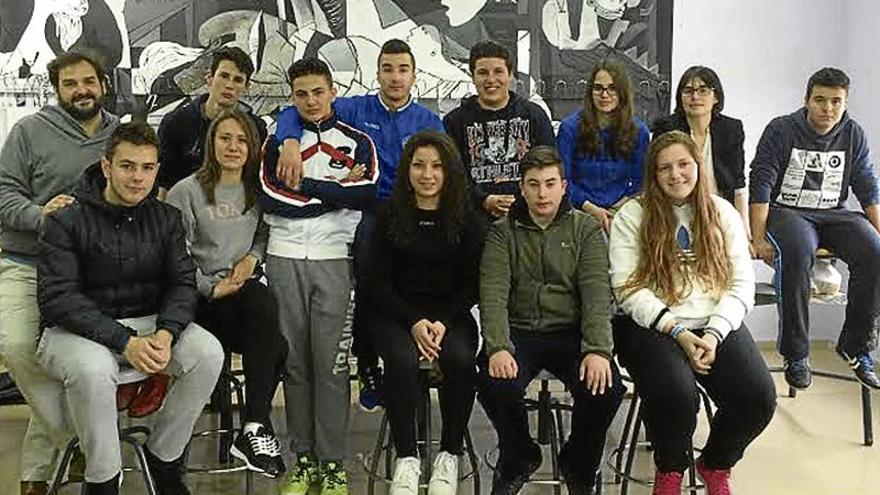 Jóvenes del instituto de Ceclavín ganan un concurso sobre racismo