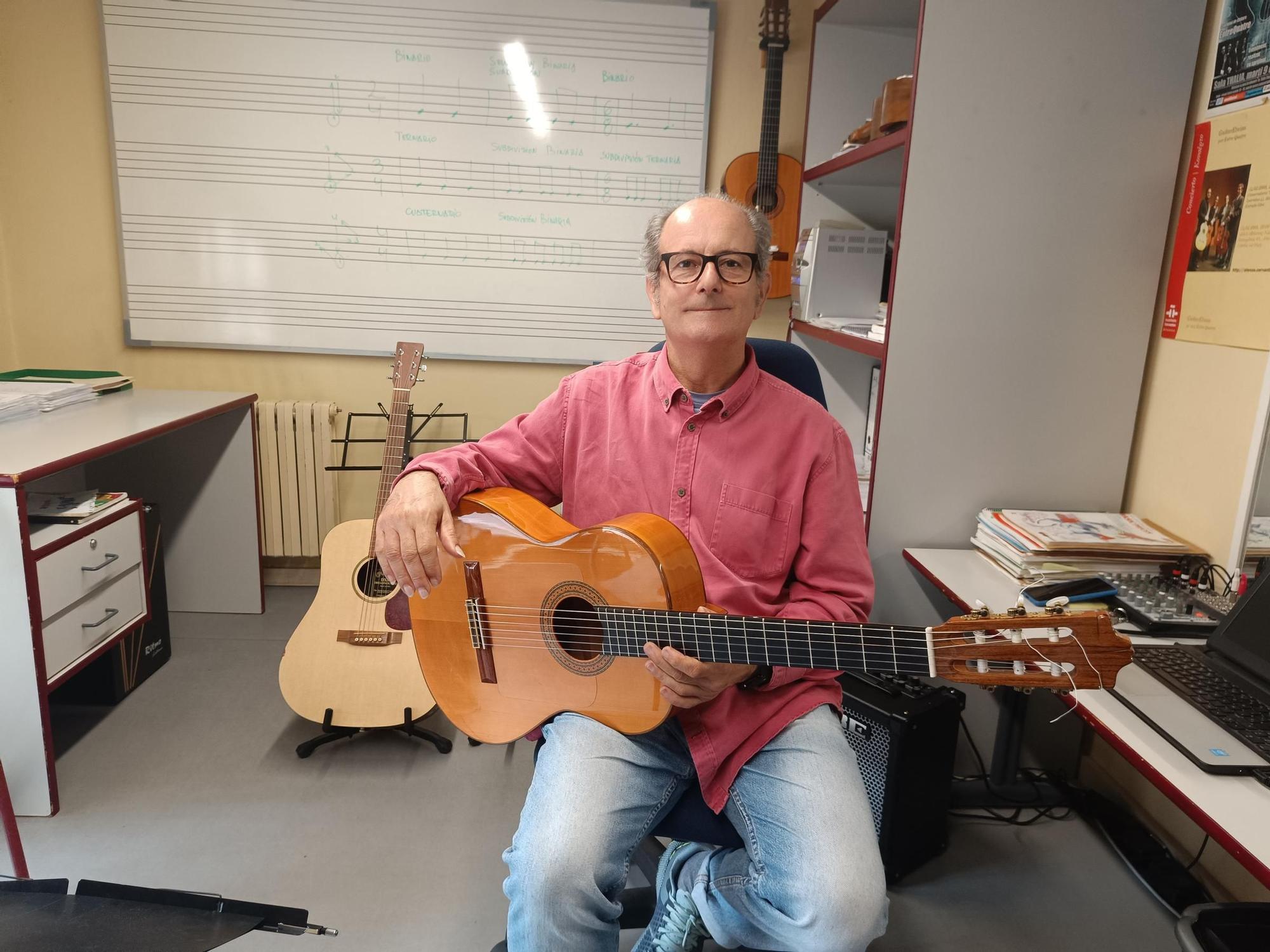 Un recorrido por el interior de la Escuela Municipal de Música de Llanera