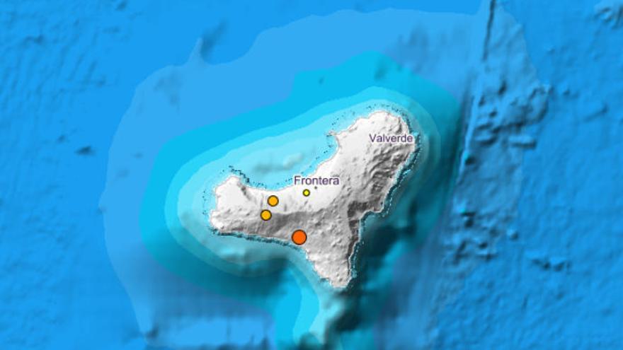 Mapa de El Hierro con el punto (en naranja) en el que se registró el temblor.