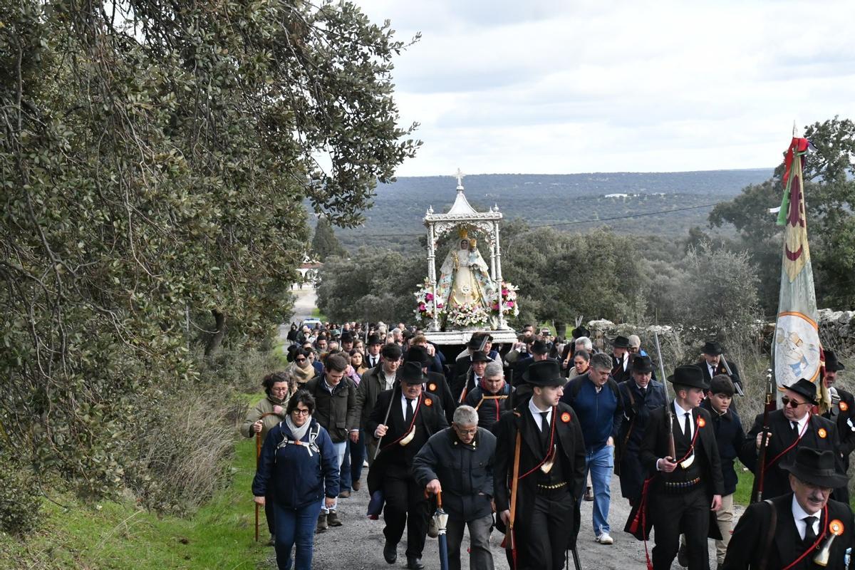 La Virgen de Luna, en el camino hacia Pozoblanco.