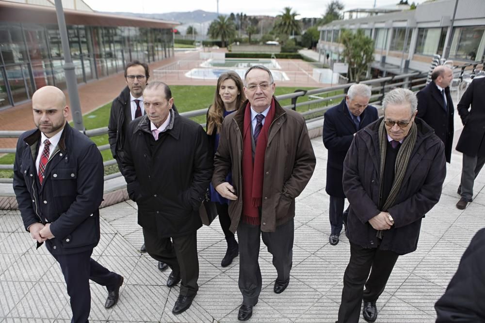 Visita institucional del Barça al Real Grupo Covadonga