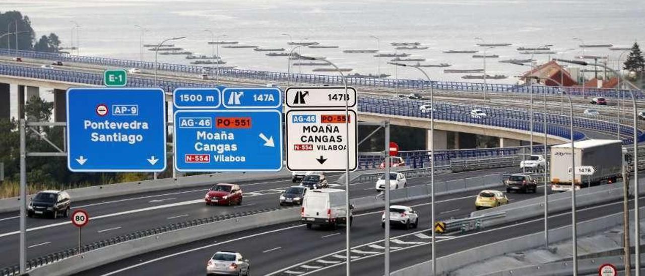 Entrada de la autopista AP-9 por Teis, en Vigo. // José Lores