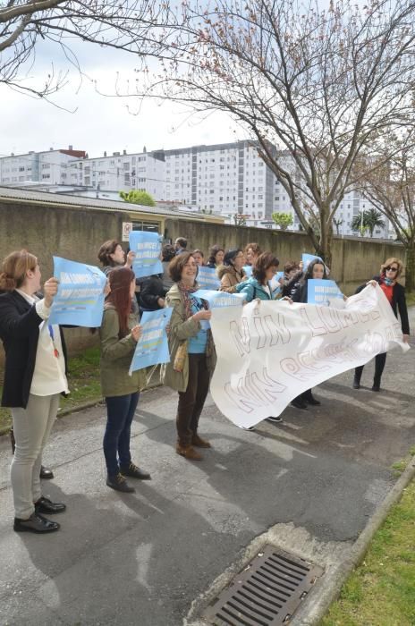 Los centros educativos se concentra contra las pruebas de la Lomce