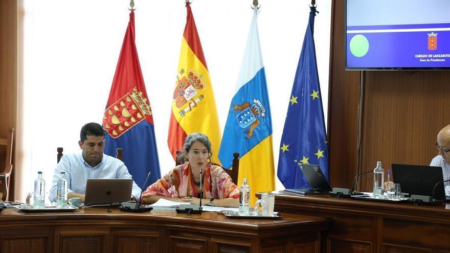 El PSOE pide a Betancort que cese a Ángel Vázquez por la plaza obtenida por su hijo en los Centros Turísticos de Lanzarote