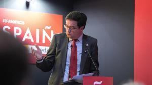 El ministro para la Transformación Digital y de la Función Pública, Óscar López, participa en el acto ‘Con nuestra IA’, Mobile World Congress Barcelona 2026, en la Fira de Barcelona, a 3 de marzo de 2026, en LHospitalet de Llobregat, Barcelona, Catalunya
