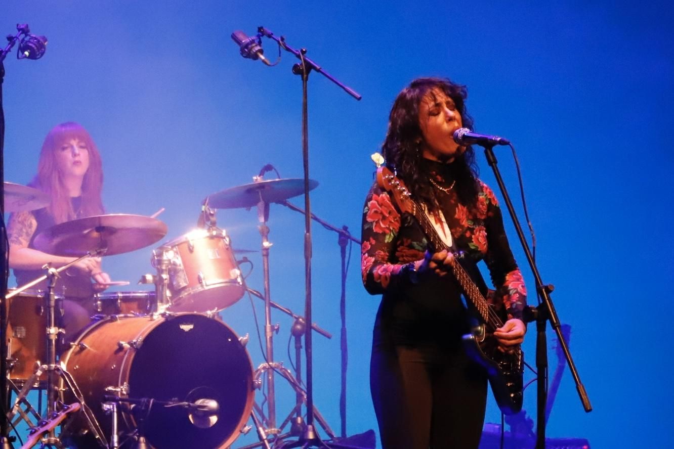Danielle Nicole Band emociona en el Festival de la Guitarra