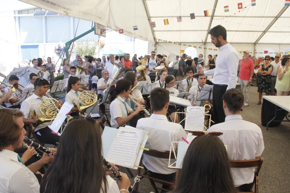 La fiesta gastronómica en honor al producto estrella de Moaña también quiso ser un homenaje a la figura de la mujer