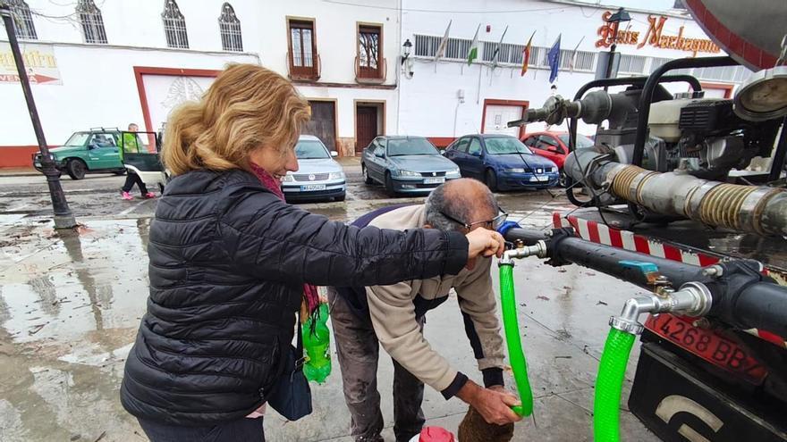 El agua potable volverá a Rute e Iznájar entre el martes y el miércoles