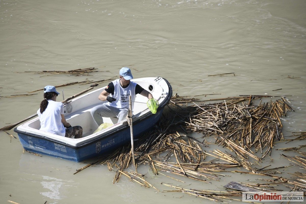 Todas las imágenes del reto de limpieza del río Segura en Murcia
