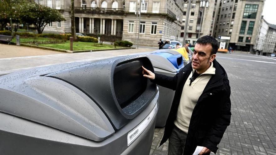 Pontevedra iniciará el martes la recogida de residuos «puerta a puerta» en el comercio del centro histórico