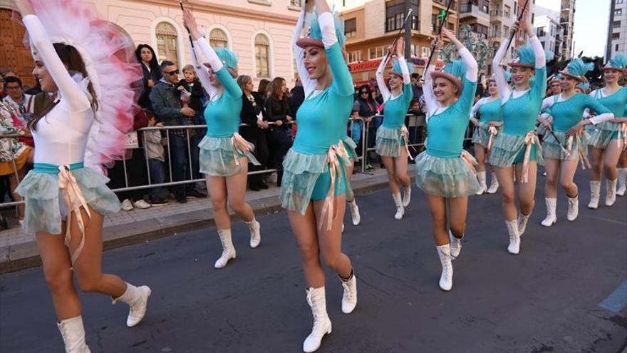 Eslovaquia aporta sus ritmos marciales y de equilibrios solemnes