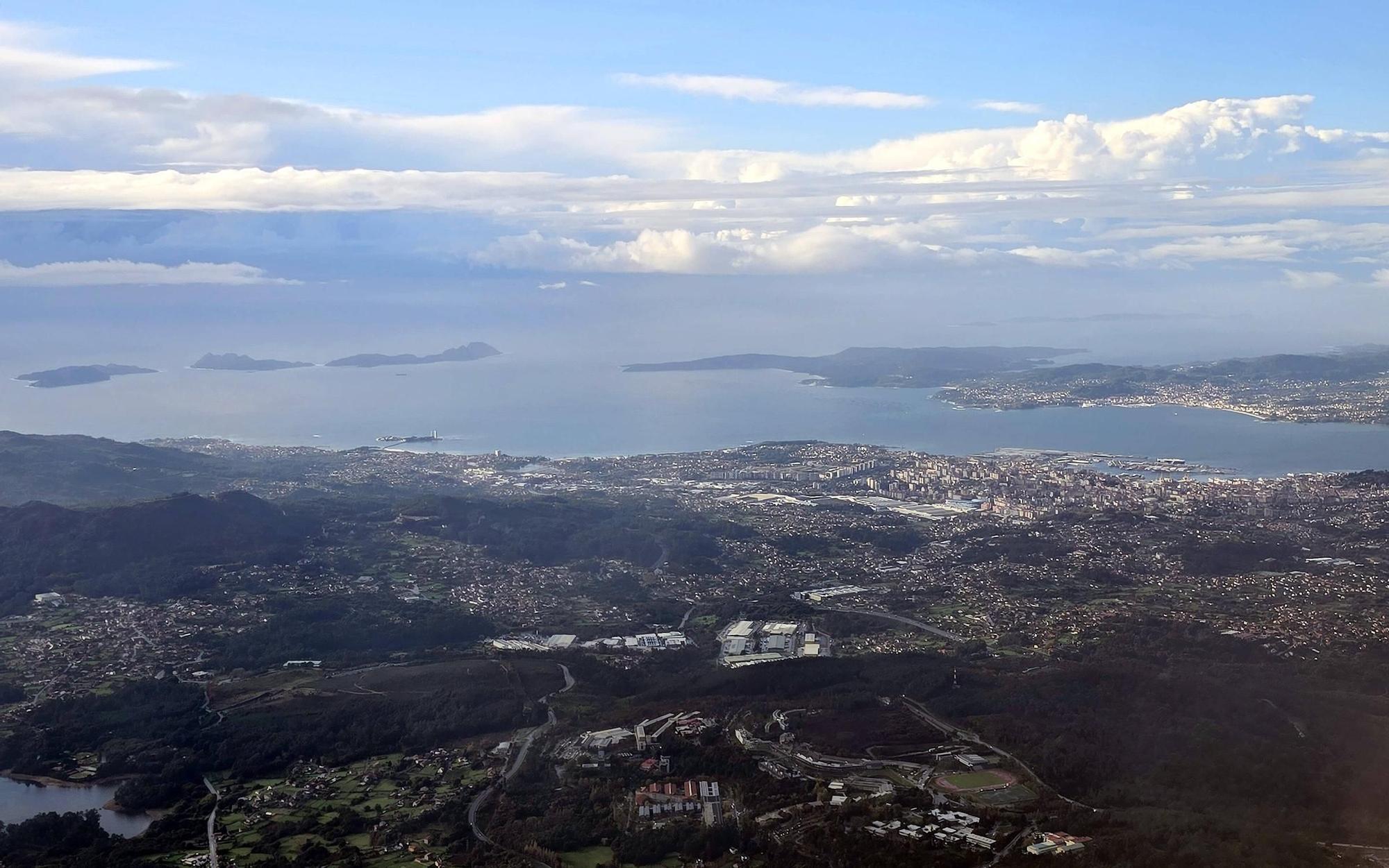 Vista aérea de la ciudad de Vigo y su entorno
