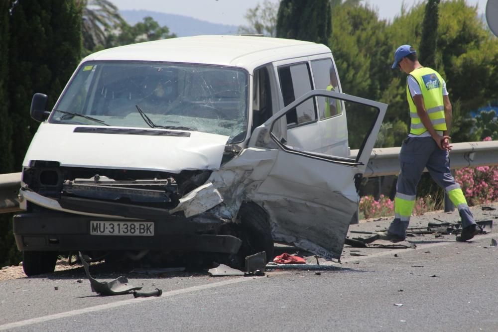 Ocho heridos en un accidente de tráfico en Callosa