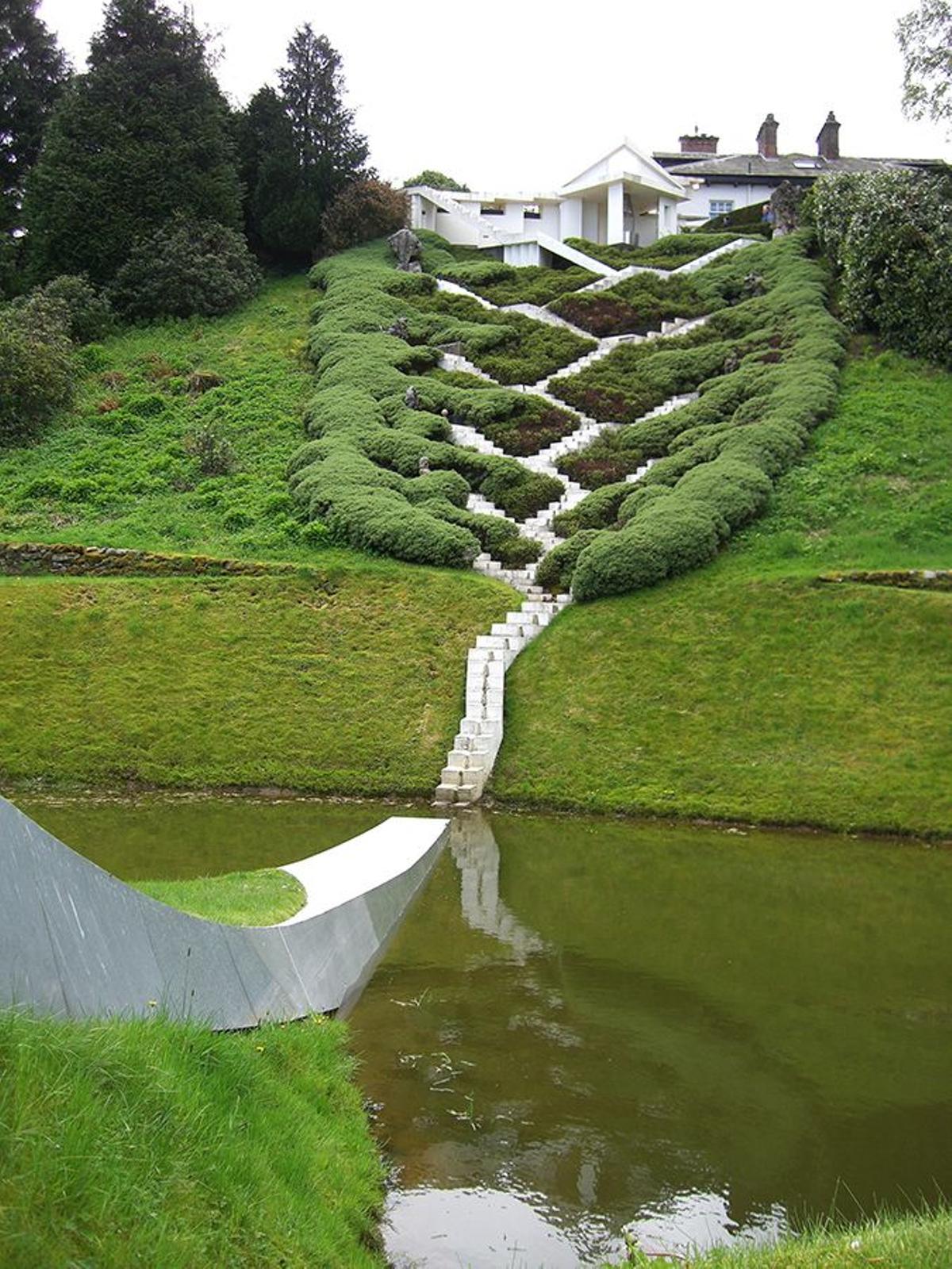 Jardín de la especulación cósmica, Portrack house