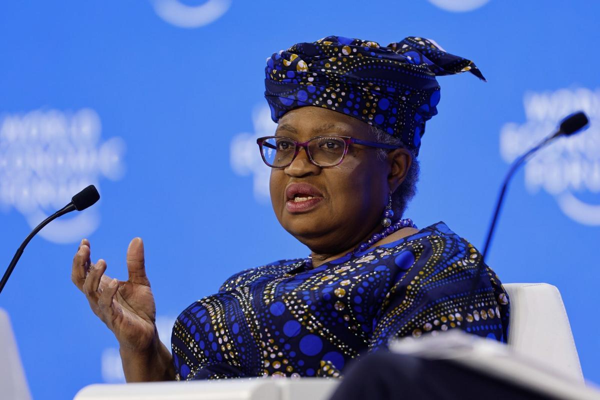 Ngozi Okonjo-Iweala, directora general de la Organización Mundial del Comercio, en el Foro Económico Mundial, en Davos.