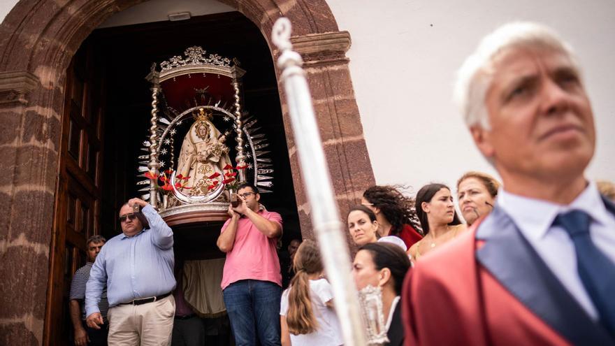 Cada barrio de Santa Cruz recibe 500 euros del ayuntamiento para la celebración de sus fiestas patronales