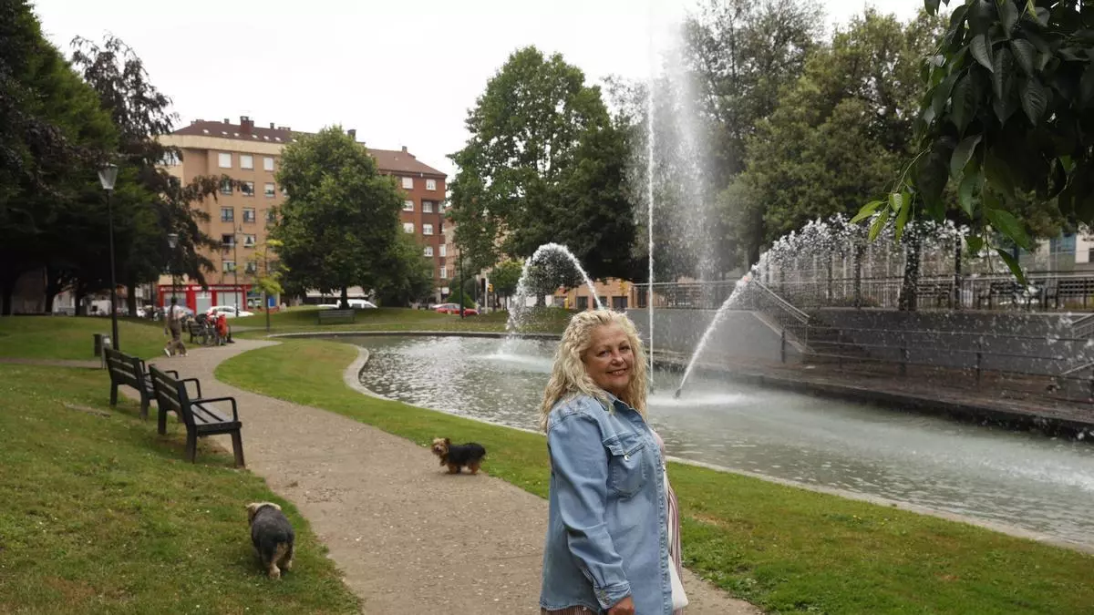 Las fuentes de Gijón renacen y los barrios lo agradecen: “Dan una imagen muy buena de la ciudad”
