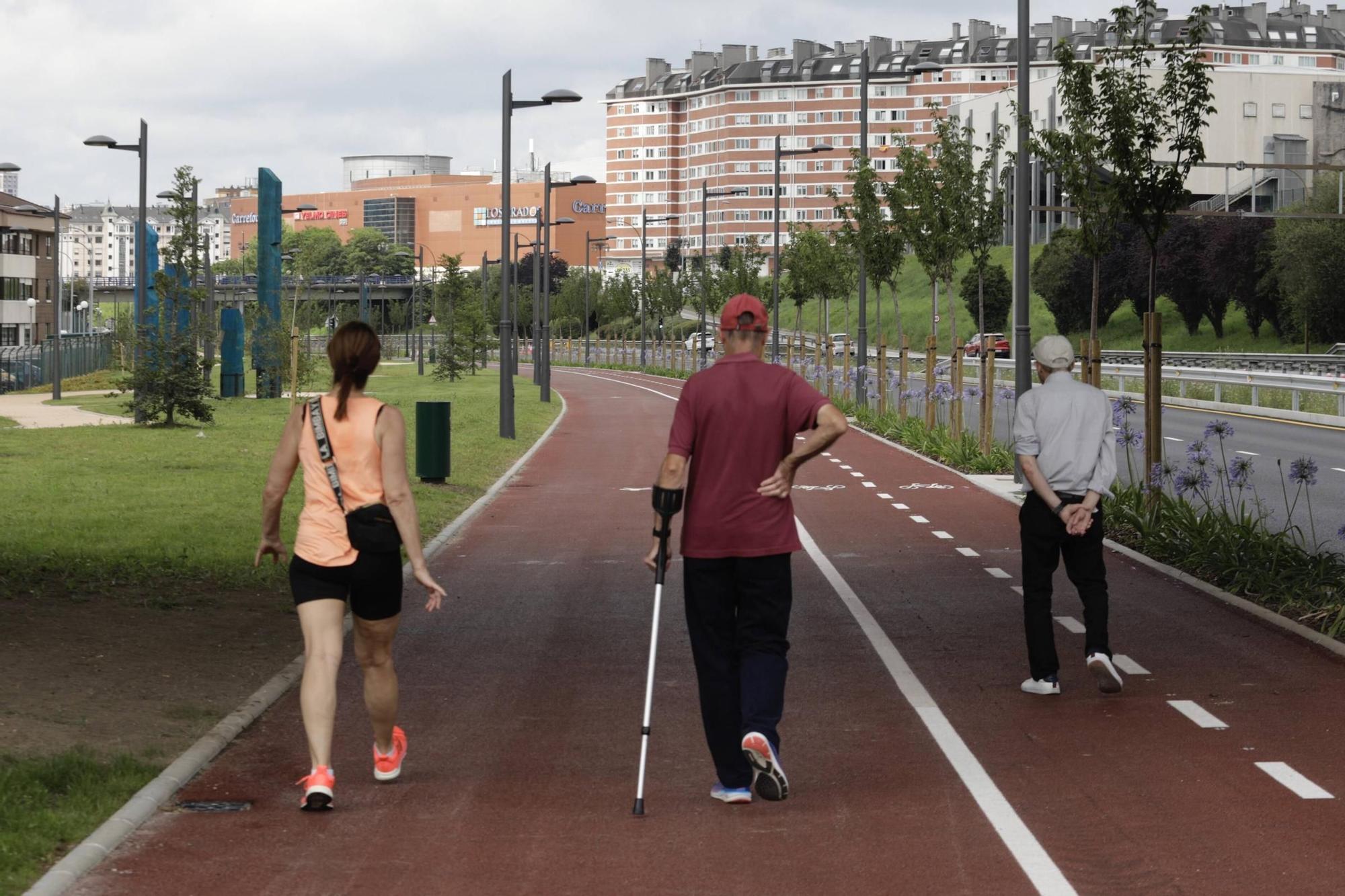 Inauguración del parque lineal de entrada a Oviedo por la "Y"