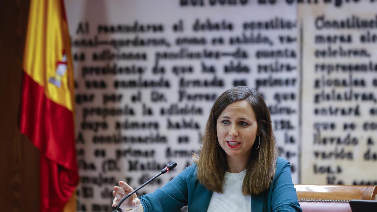 La ministra de Derechos Sociales y Agenda 2030, Ione Belarra, comparece ante la Comisión de Derechos Sociales del Senado