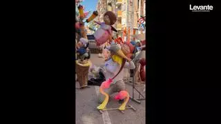 El espectáculo comienza: Los primeros remates falleros toman las calles de l'Horta