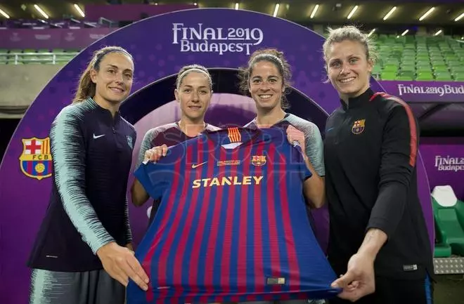Los reportajes del FC Barcelona Femenino.