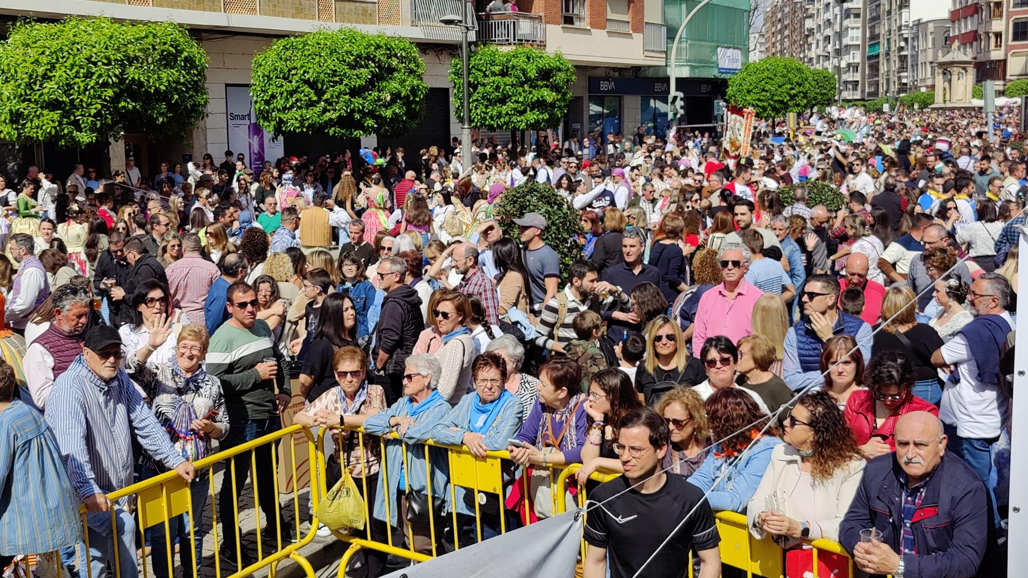 Las mejores imágenes de la 'mascletà' del 17 de marzo en las Fallas de Alzira