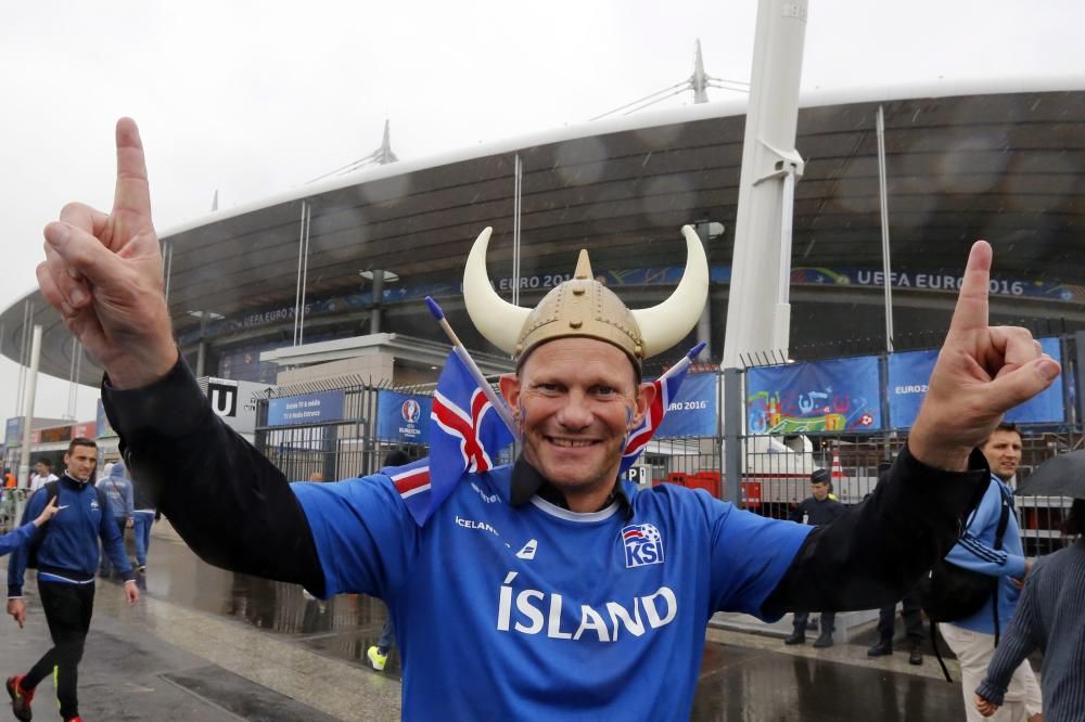 La afición de Islandia se vuelca con su selección