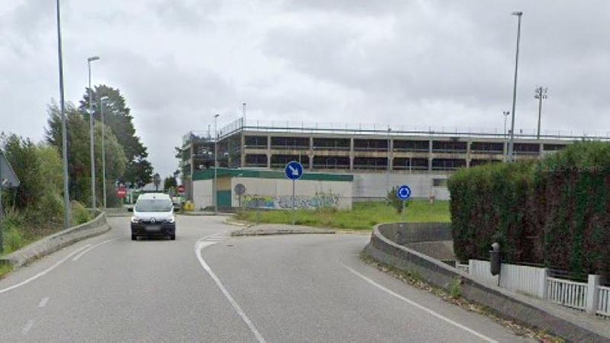 La rotonda de la N-556 en cuyo entorno ocurrió el accidente de tráfico mortal.
