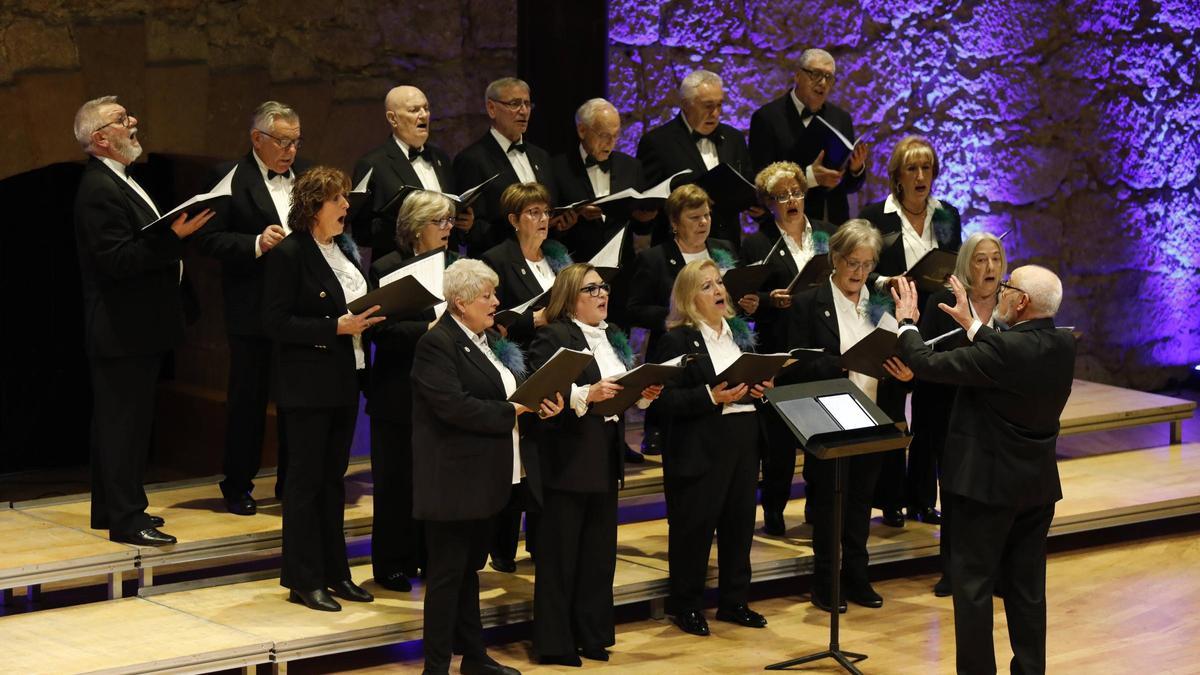 La Coral Dafne en una de sus últimas actuaciones en el Auditorio Príncipe Felipe.