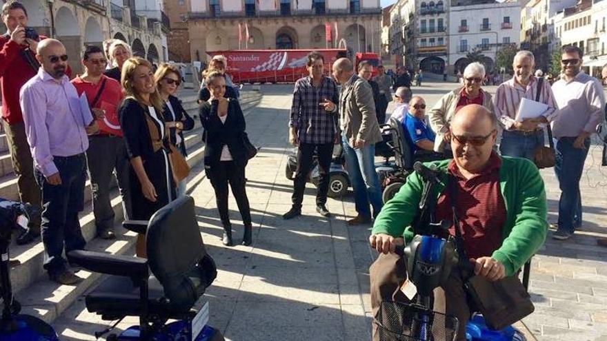 Cáceres invierte en motos eléctricas para turistas con problemas de movilidad