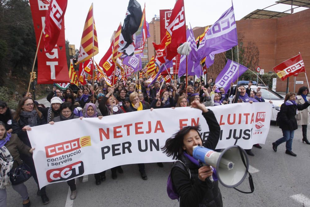 Mobilització a Girona amb motiu de la vaga feminista