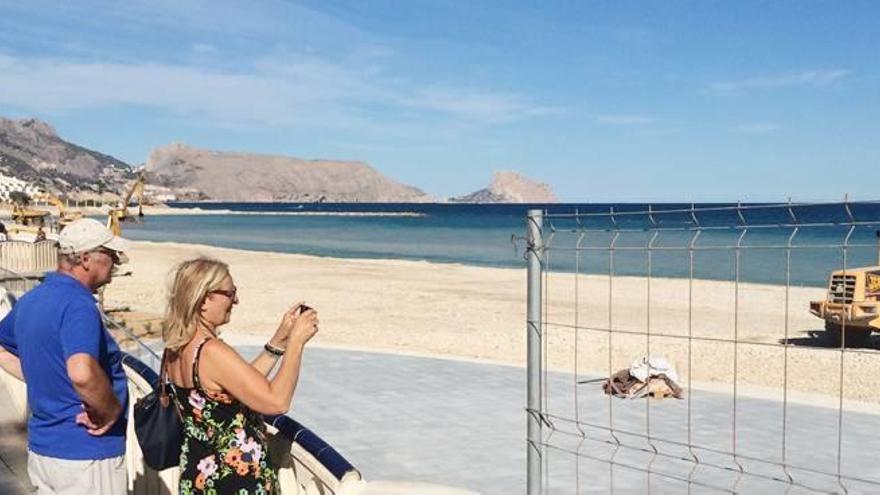 El nombre de la nueva playa divide a los vecinos de Altea