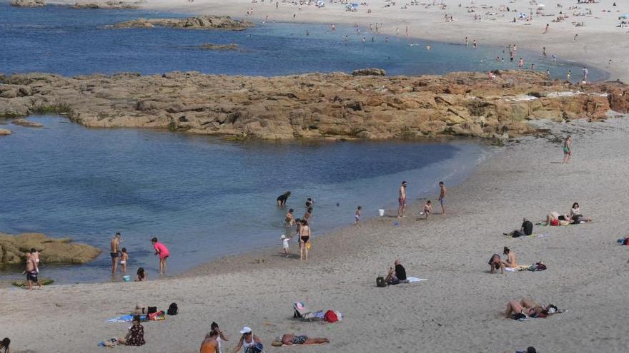 Lluvias débiles en el litoral norte y chubascos aislados por la tarde en Ourense